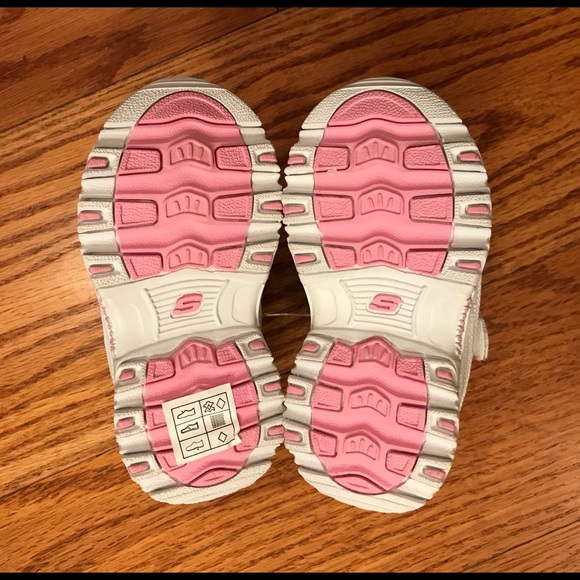 NWOT Sketchers Flashing, White - Picture 5 of 6